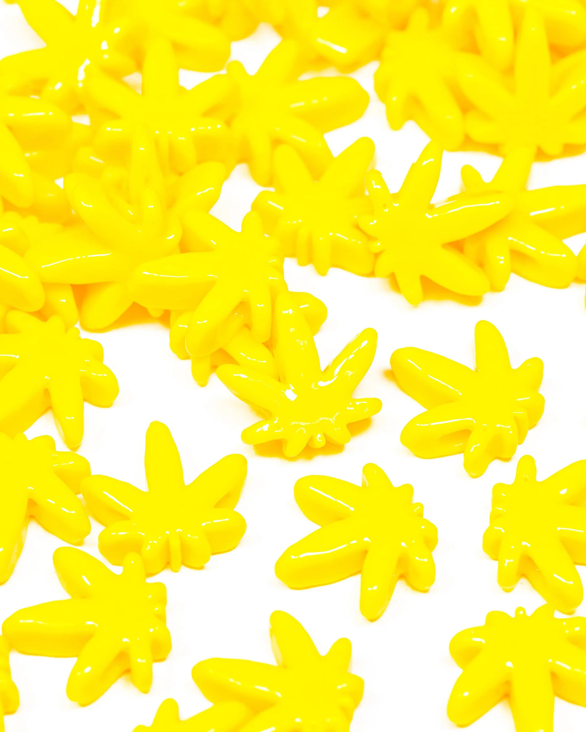 Mini Weed Leaf Beads
